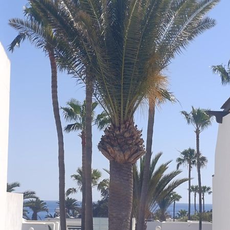 Blue Ocean Appartement Costa Teguise Buitenkant foto